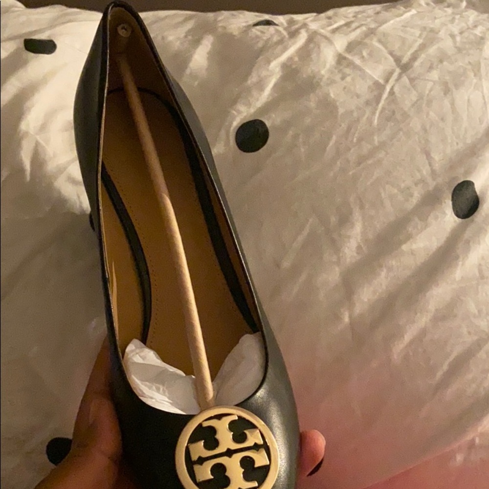 Tory Burch closed for wedge 9.5 🤩🤩🤩
